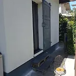 With Garden For 4 5 People