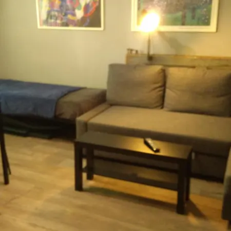 With Garden For 4 5 People