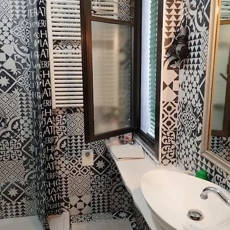 Apartment With Garden For 4 5 People Bergamo