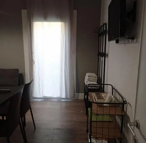 With Garden For 4 5 People Apartamento *