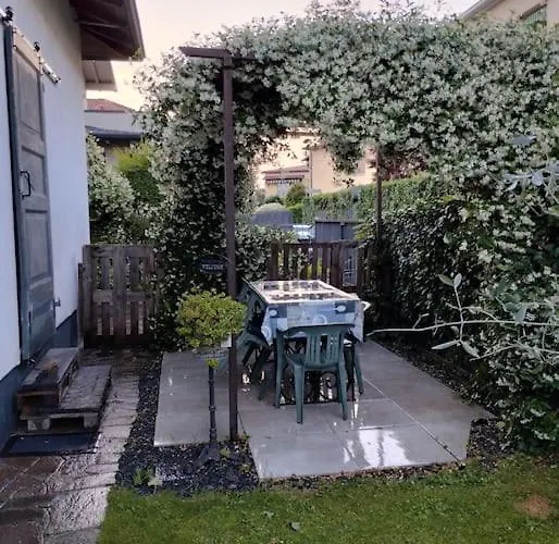 Lägenhet With Garden For 4 5 People